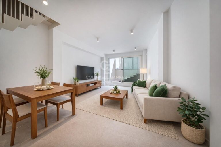 Duplex z prywatnym patio i basenem na dachu – okolice Camp Nou