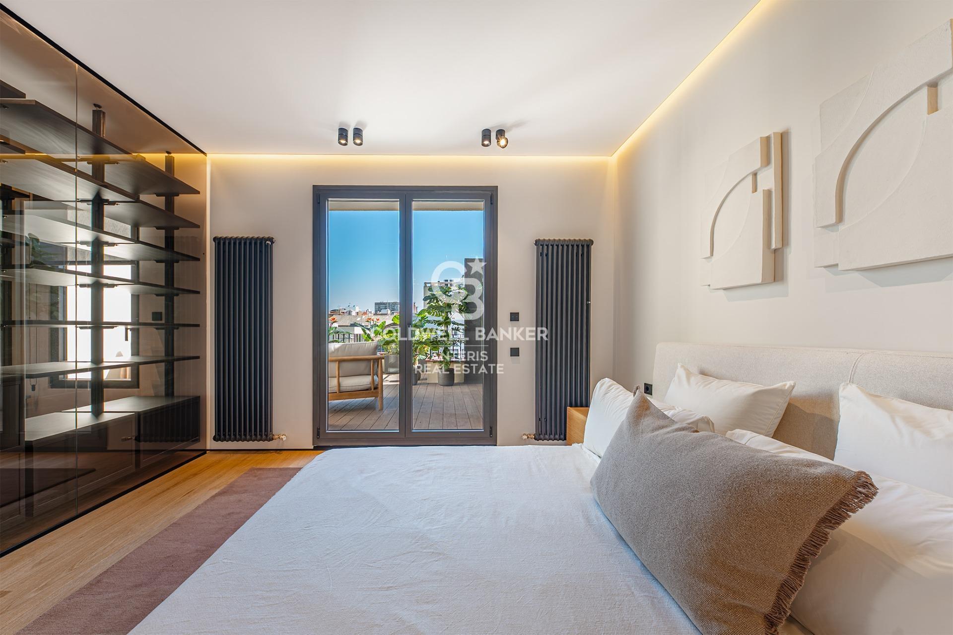 Luksusowy, odnowiony penthouse z tarasem