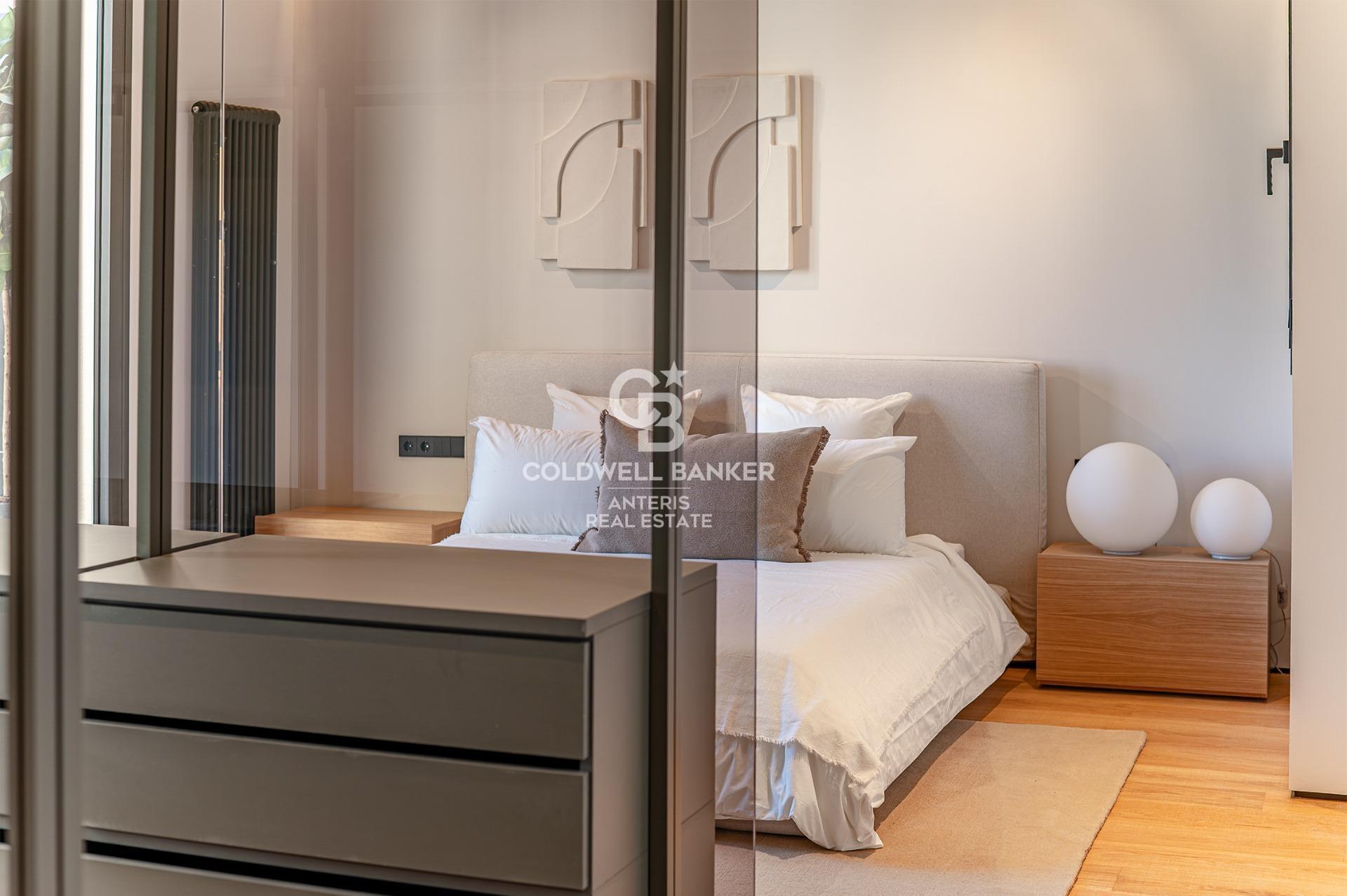 Luksusowy, odnowiony penthouse z tarasem