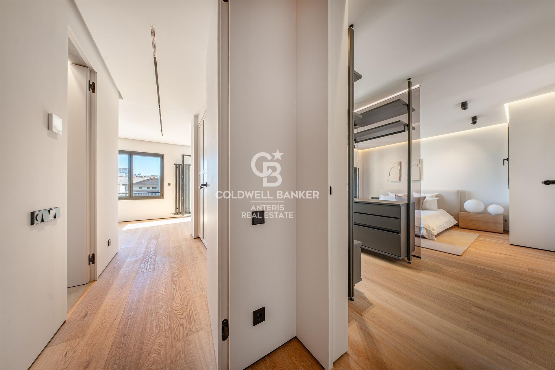 Luksusowy, odnowiony penthouse z tarasem