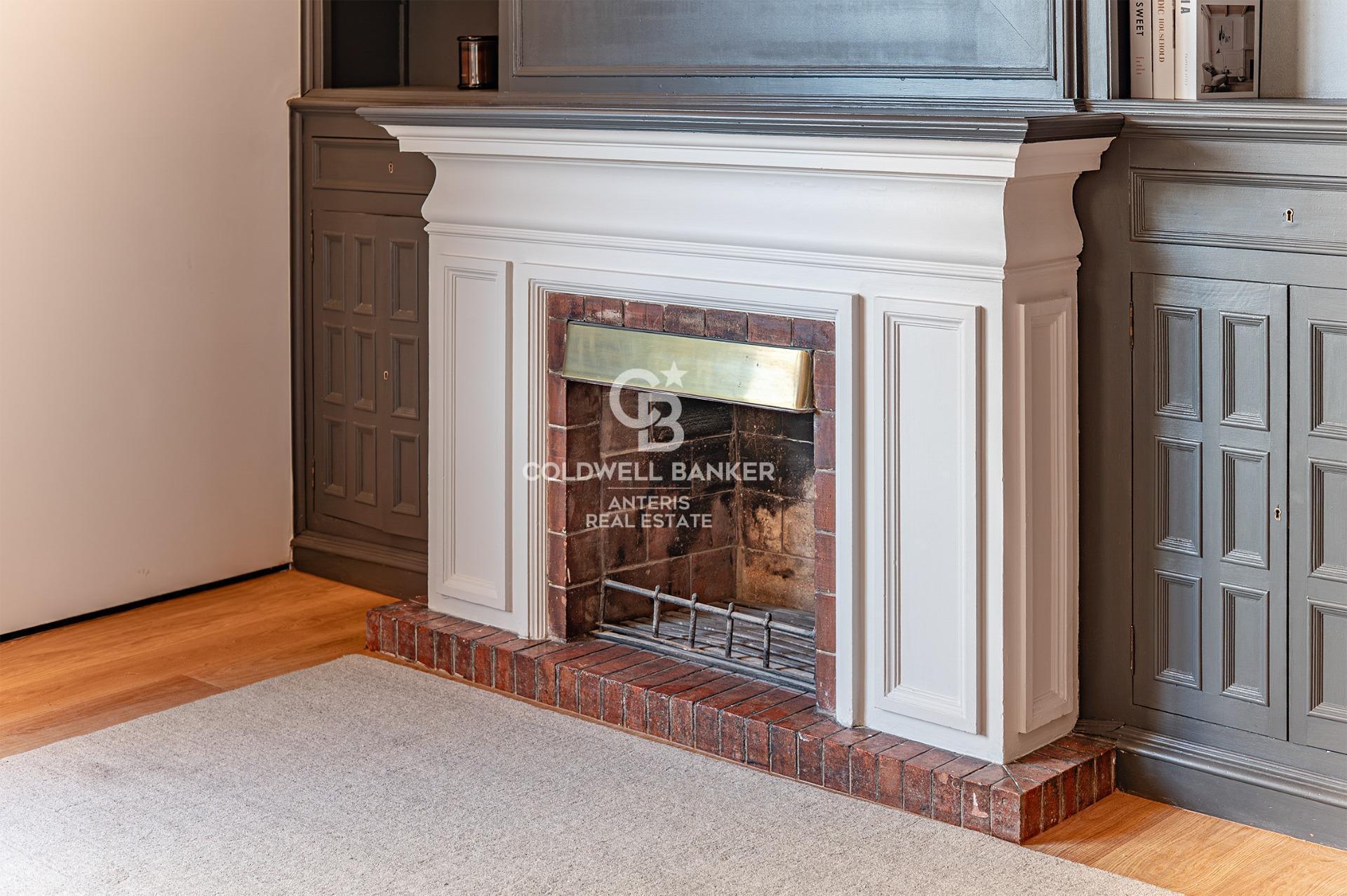 Luksusowy, odnowiony penthouse z tarasem