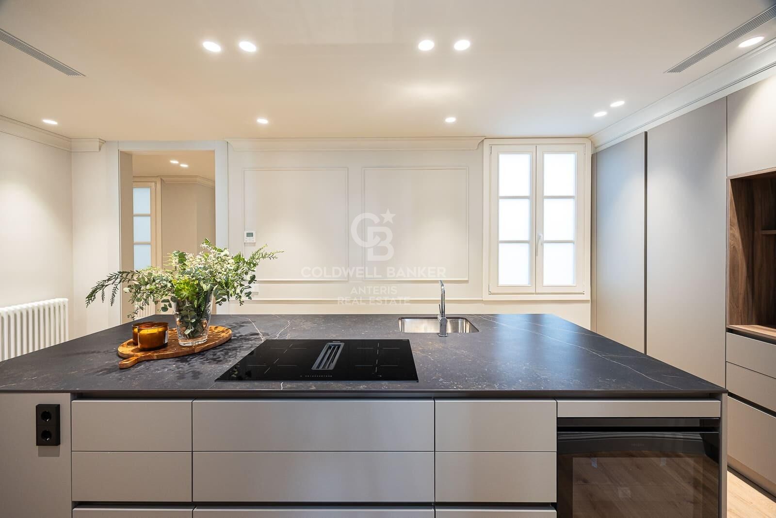 Elegancja i ekskluzywność w dzielnicy Quadrat d’Or