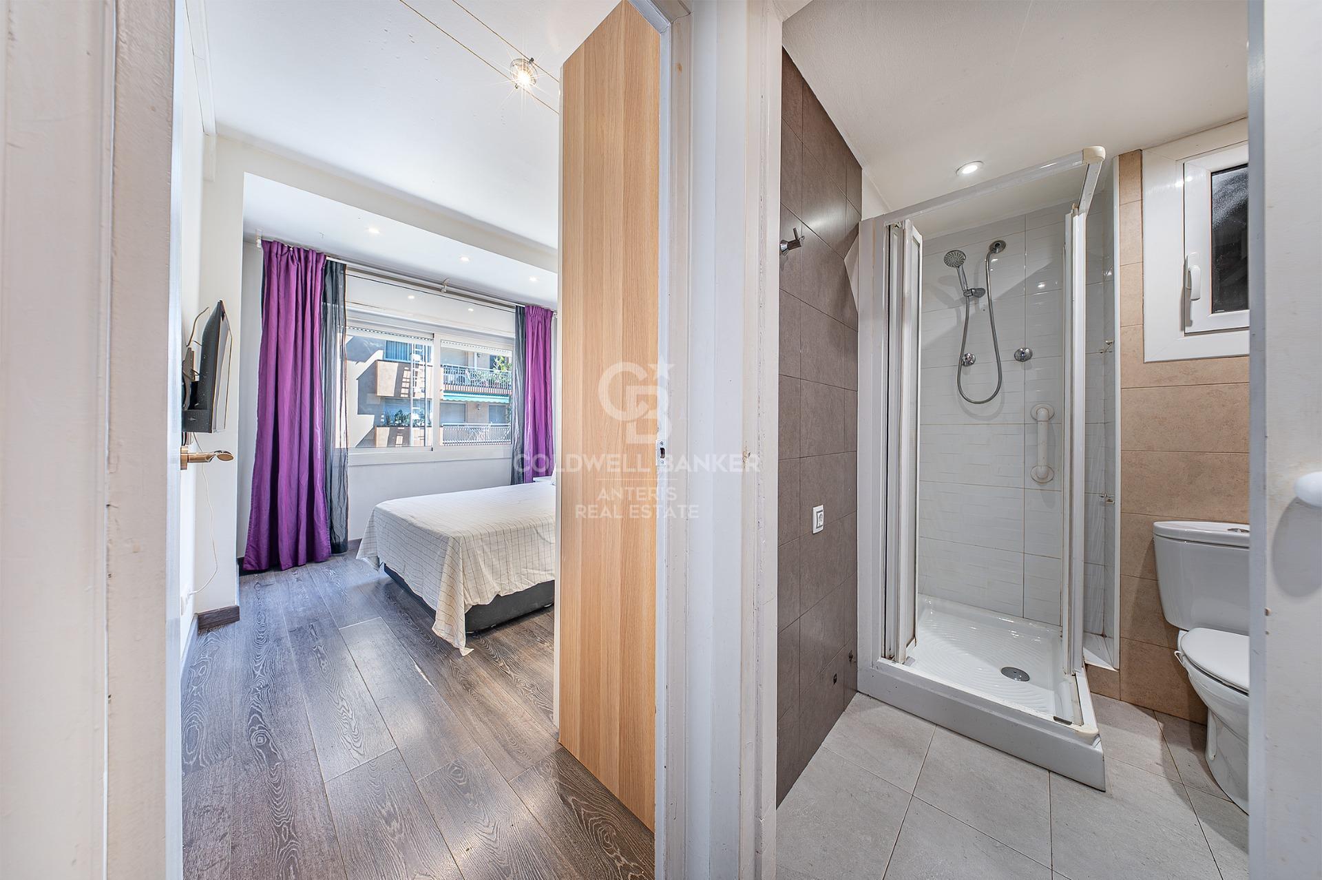 Bright apartment with terrace in Camp d’En Grassot–Gràcia Nova