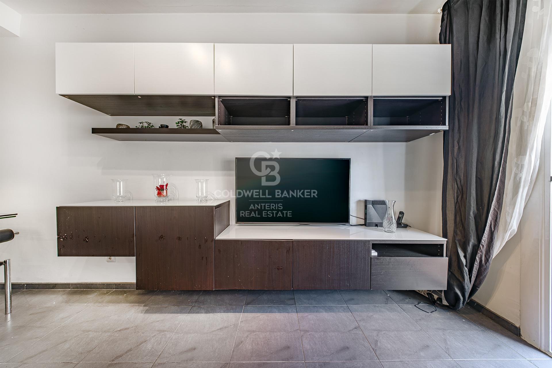 Bright apartment with terrace in Camp d’En Grassot–Gràcia Nova