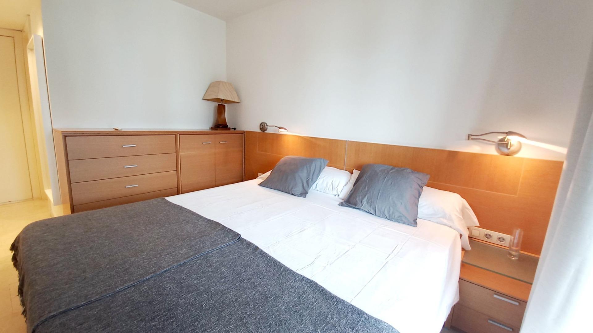 LUXURY: Spectacular 14th floor apartment in Diagonal Mar