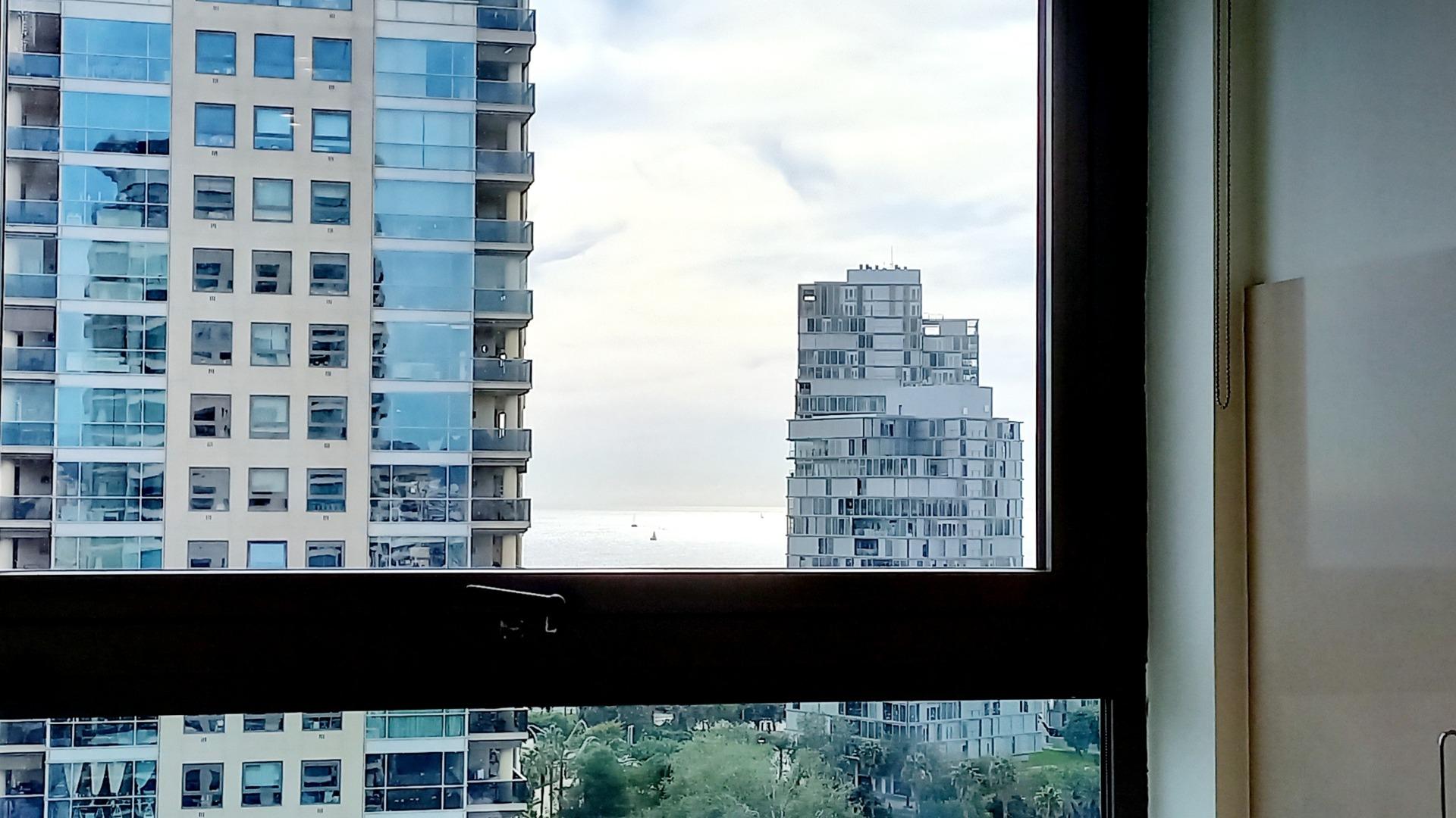 LUXURY: Spectacular 14th floor apartment in Diagonal Mar