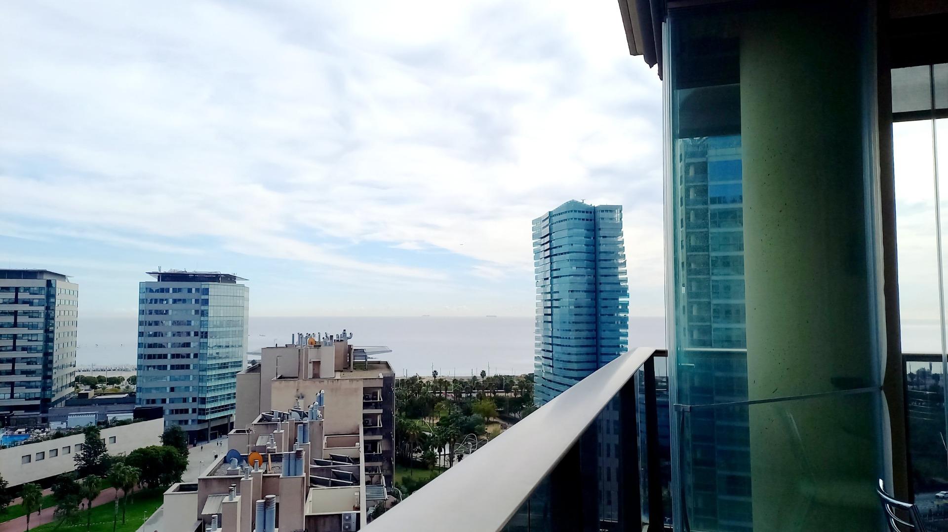 LUXURY: Spectacular 14th floor apartment in Diagonal Mar