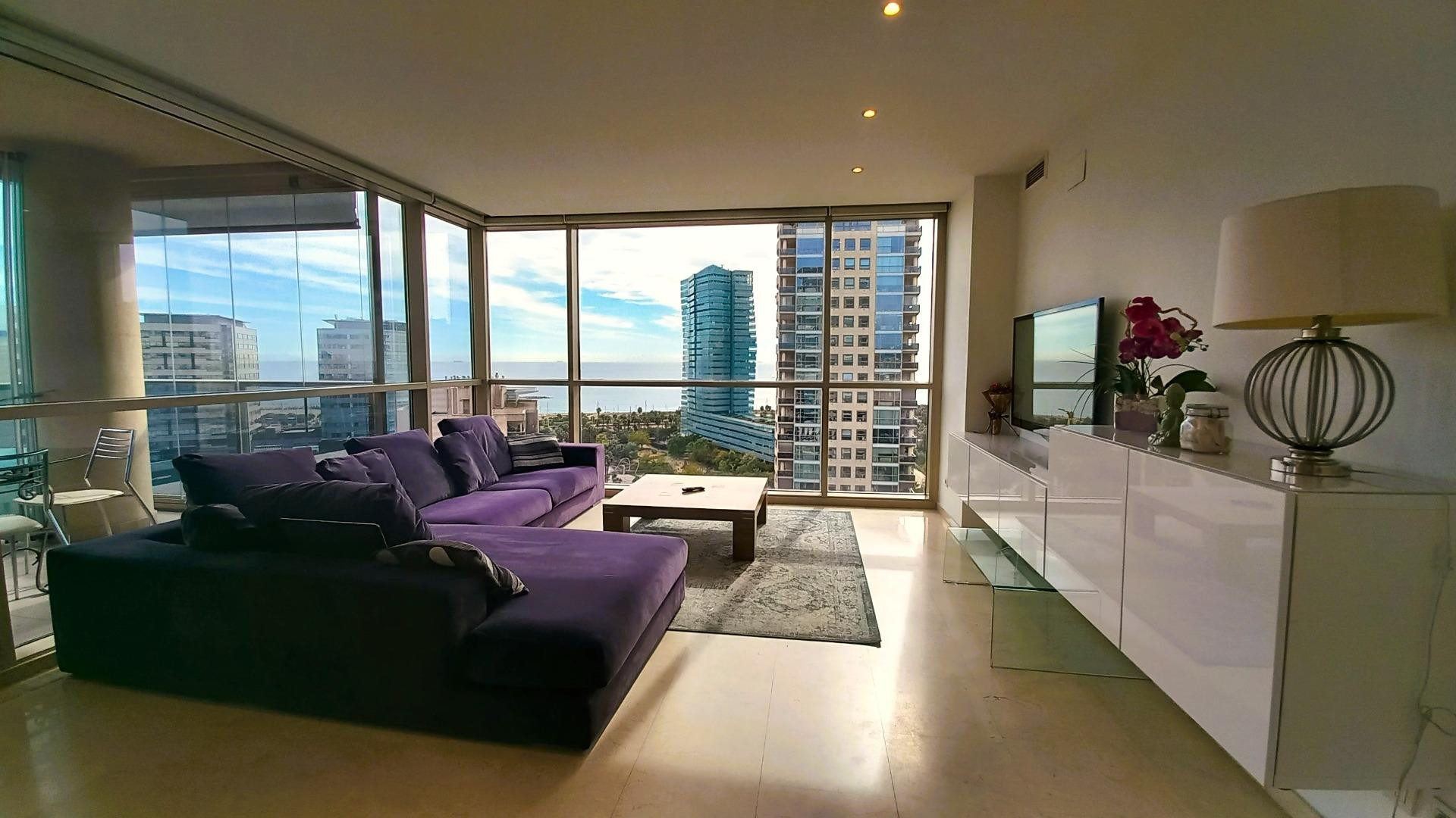 LUXURY: Spectacular 14th floor apartment in Diagonal Mar