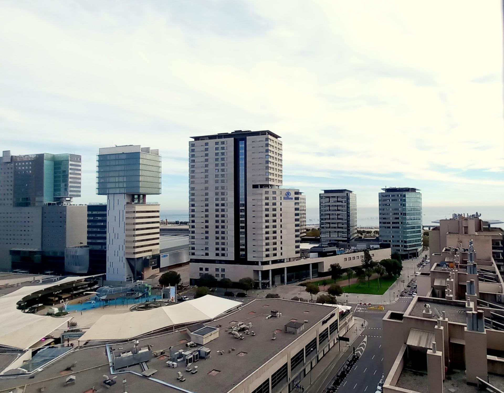 LUXURY: Spectacular 14th floor apartment in Diagonal Mar