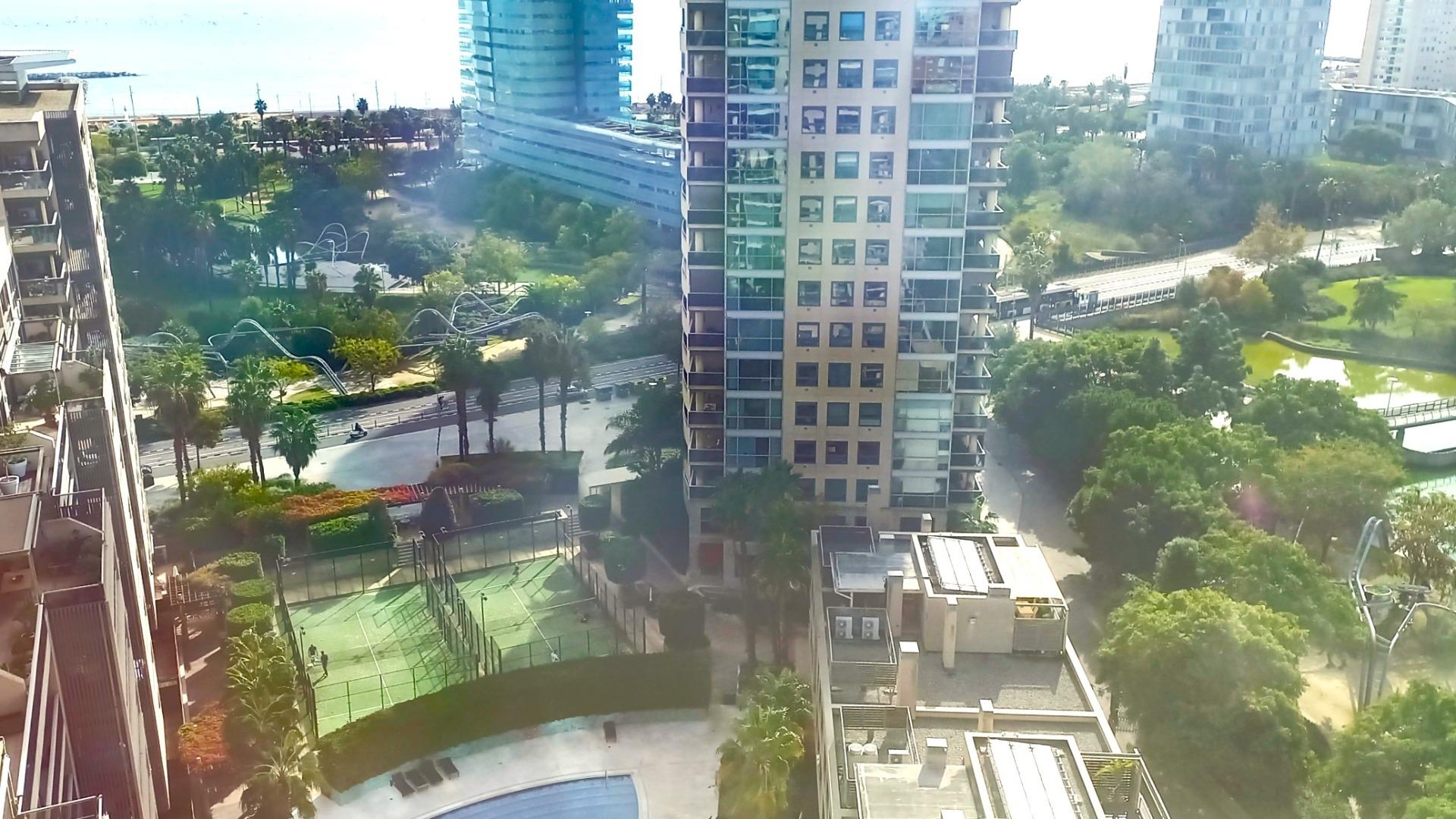 LUXURY: Spectacular 14th floor apartment in Diagonal Mar