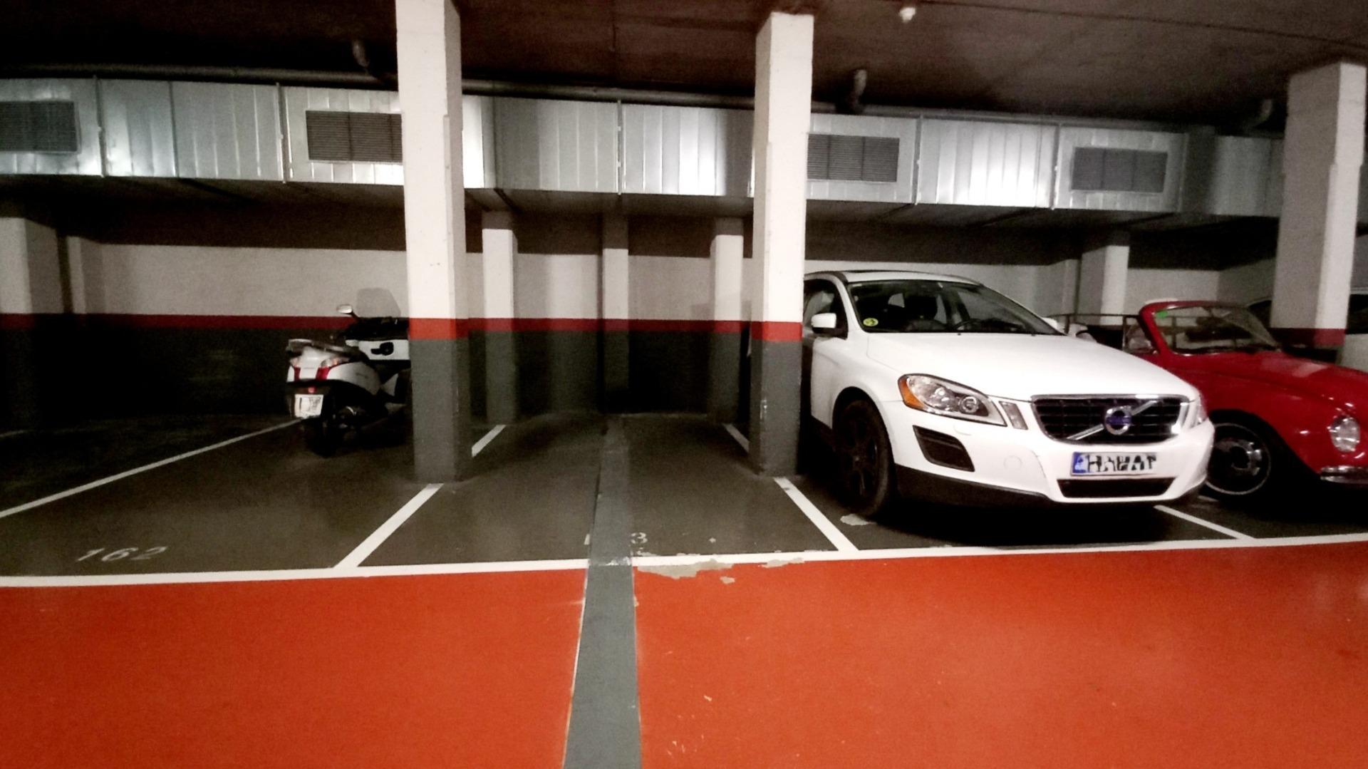 LUXURY: Spectacular 14th floor apartment in Diagonal Mar