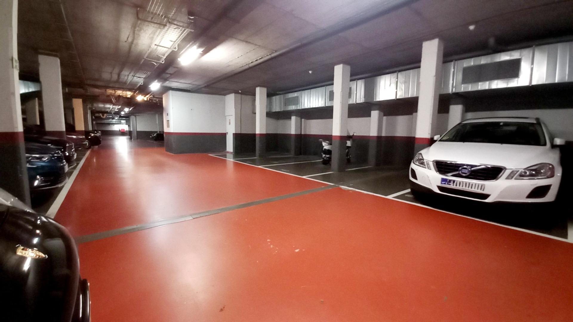 LUXURY: Spectacular 14th floor apartment in Diagonal Mar