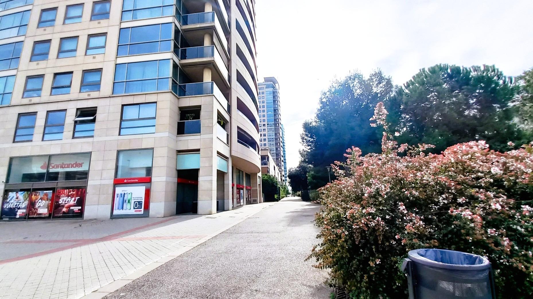 LUXURY: Spectacular 14th floor apartment in Diagonal Mar