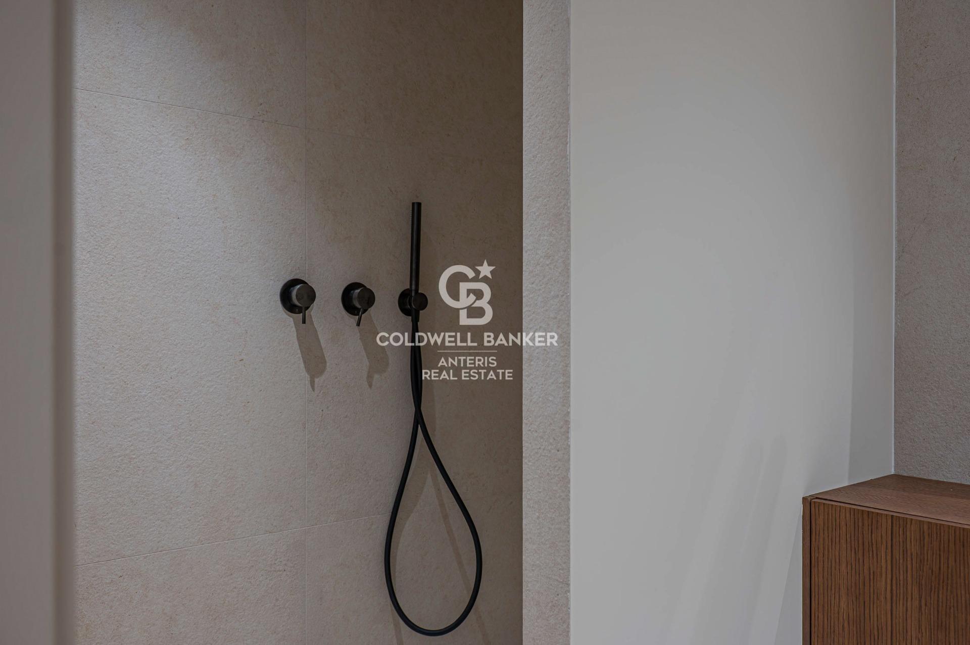 Piso en venta reformado a estrenar ubicado en el Quadrat d’Or con balcones típicos del Eixample
