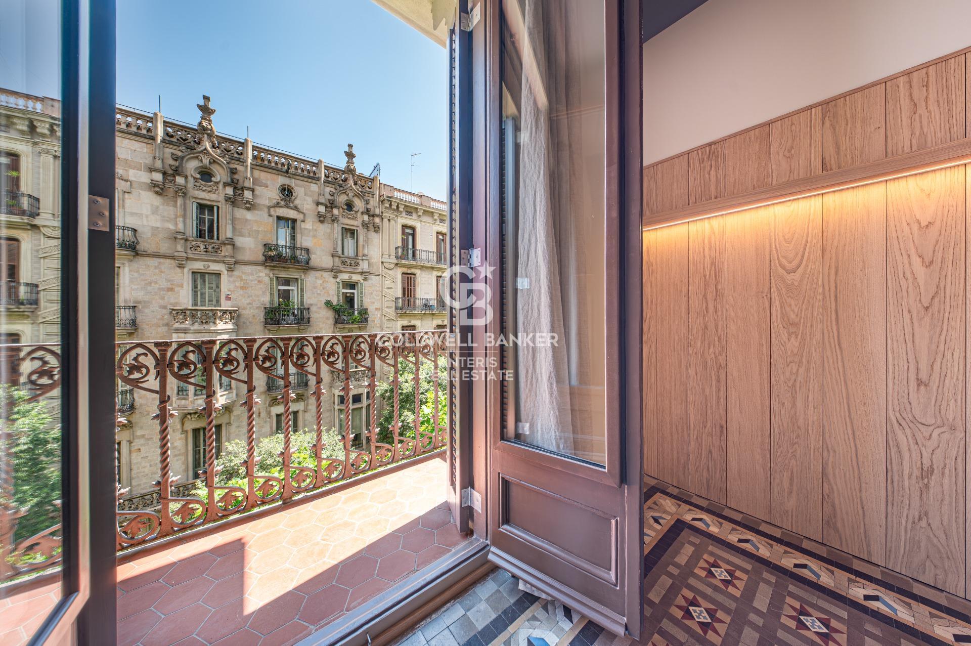 Piso en venta reformado a estrenar ubicado en el Quadrat d’Or con balcones típicos del Eixample