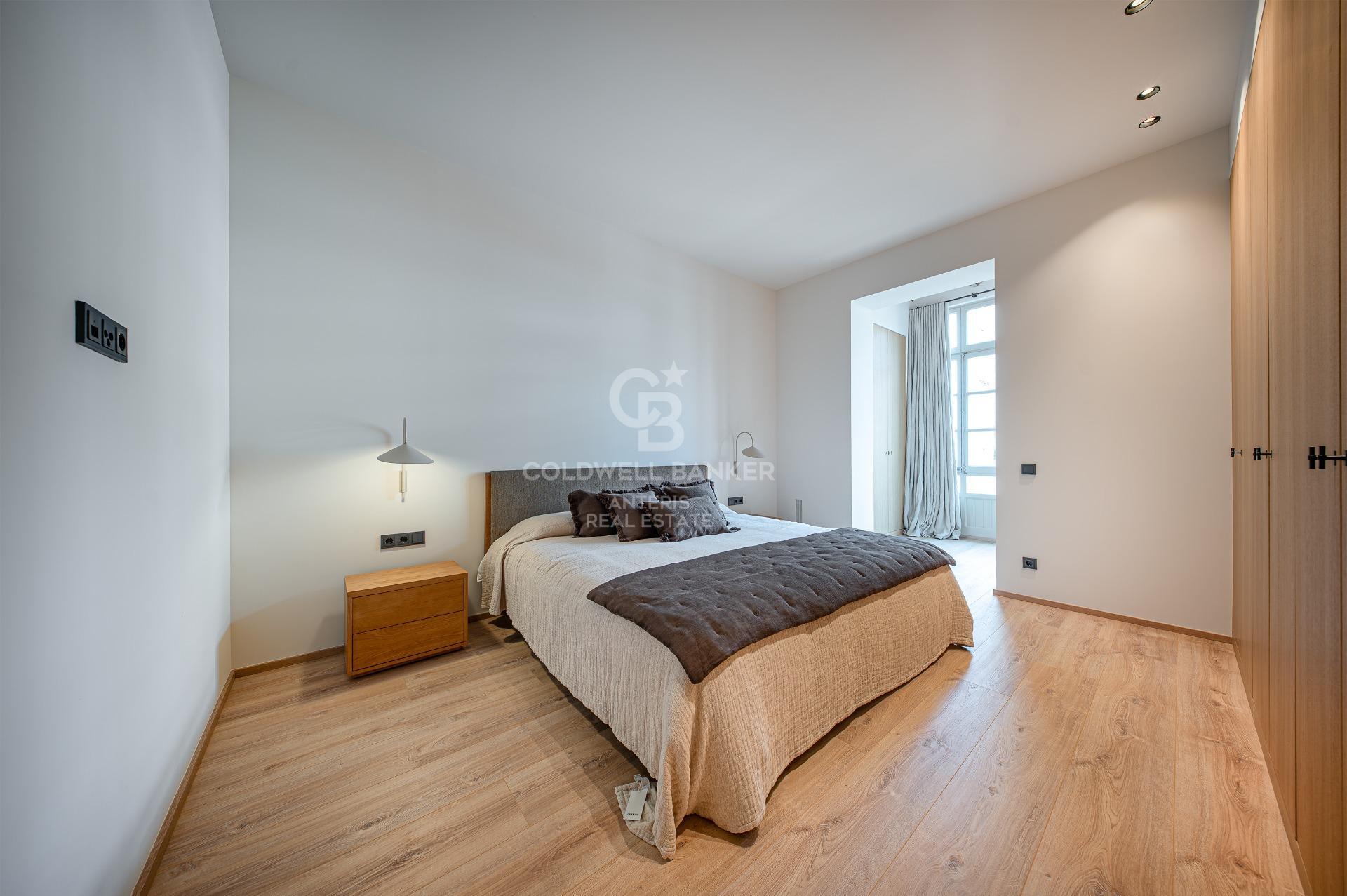 Piso en venta reformado a estrenar ubicado en el Quadrat d’Or con balcones y una pequeña terraza