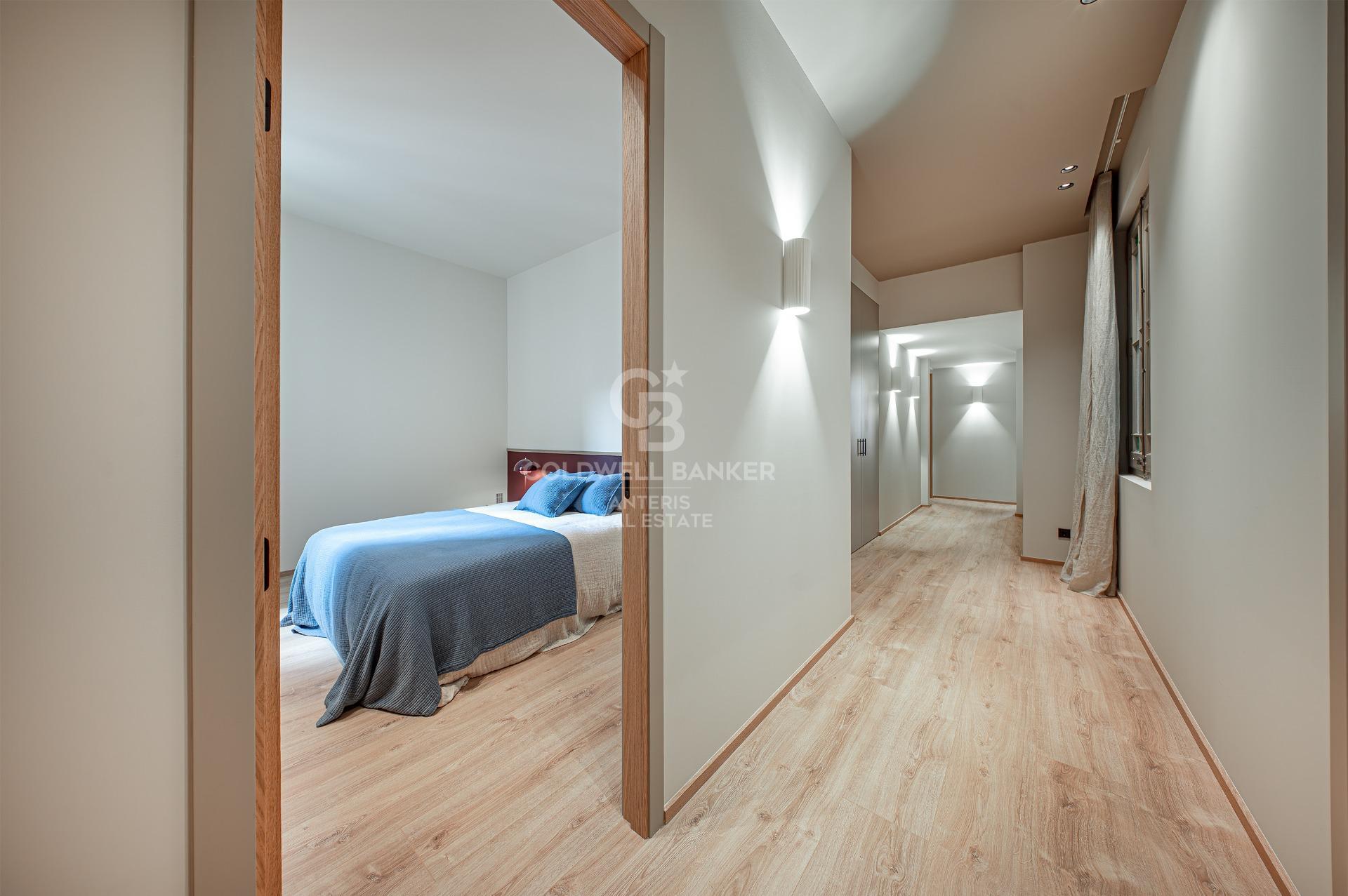 Piso en venta reformado a estrenar ubicado en el Quadrat d’Or con balcones y una pequeña terraza