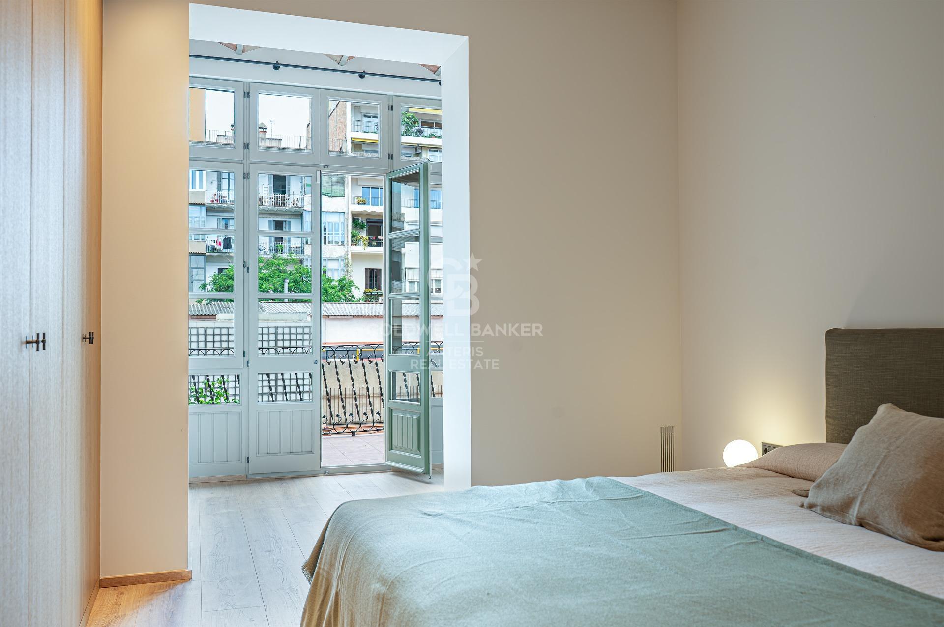 Piso en venta reformado a estrenar ubicado en el Quadrat d’Or con balcones y una pequeña terraza