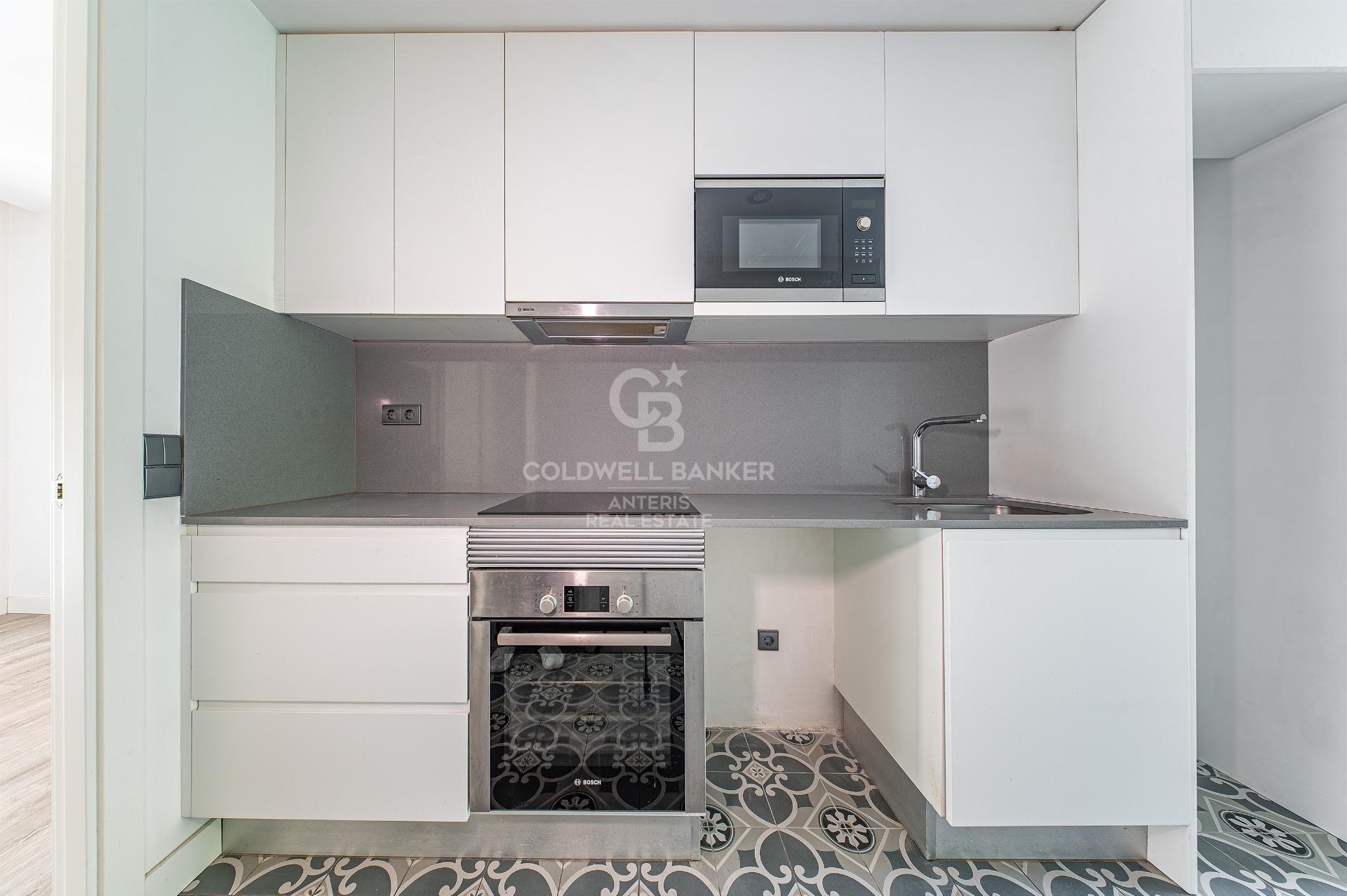 Apartment for sale in Vila de Gràcia located in a building constructed in 2018.