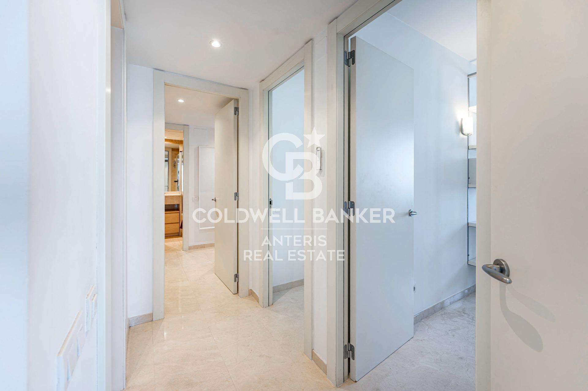 LUJO: Espectacular vivienda en planta 14 con vistas al mar, en Diagonal Mar