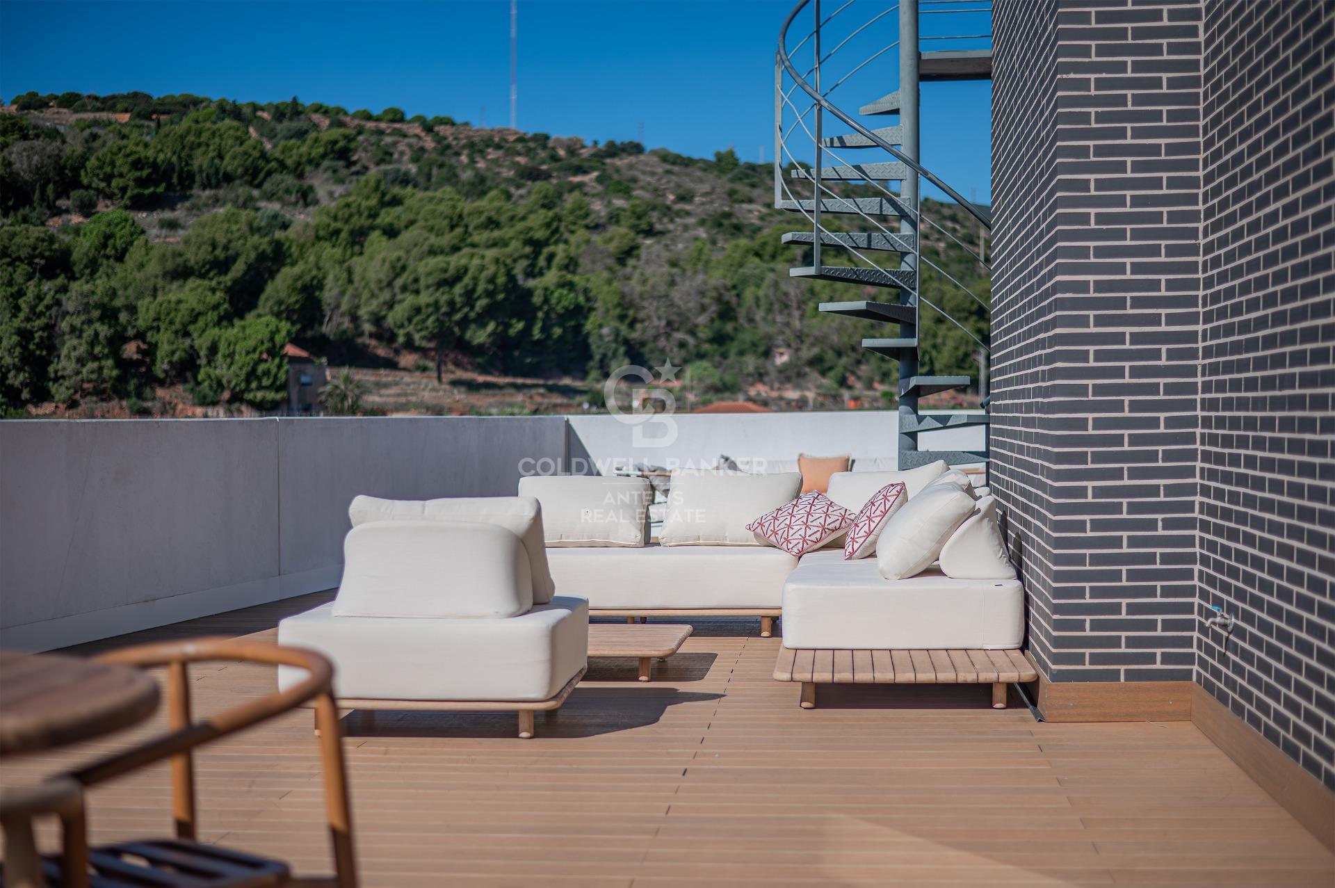 New development penthouse with two parking spaces, a storage room, and a communal area with a swimming pool
