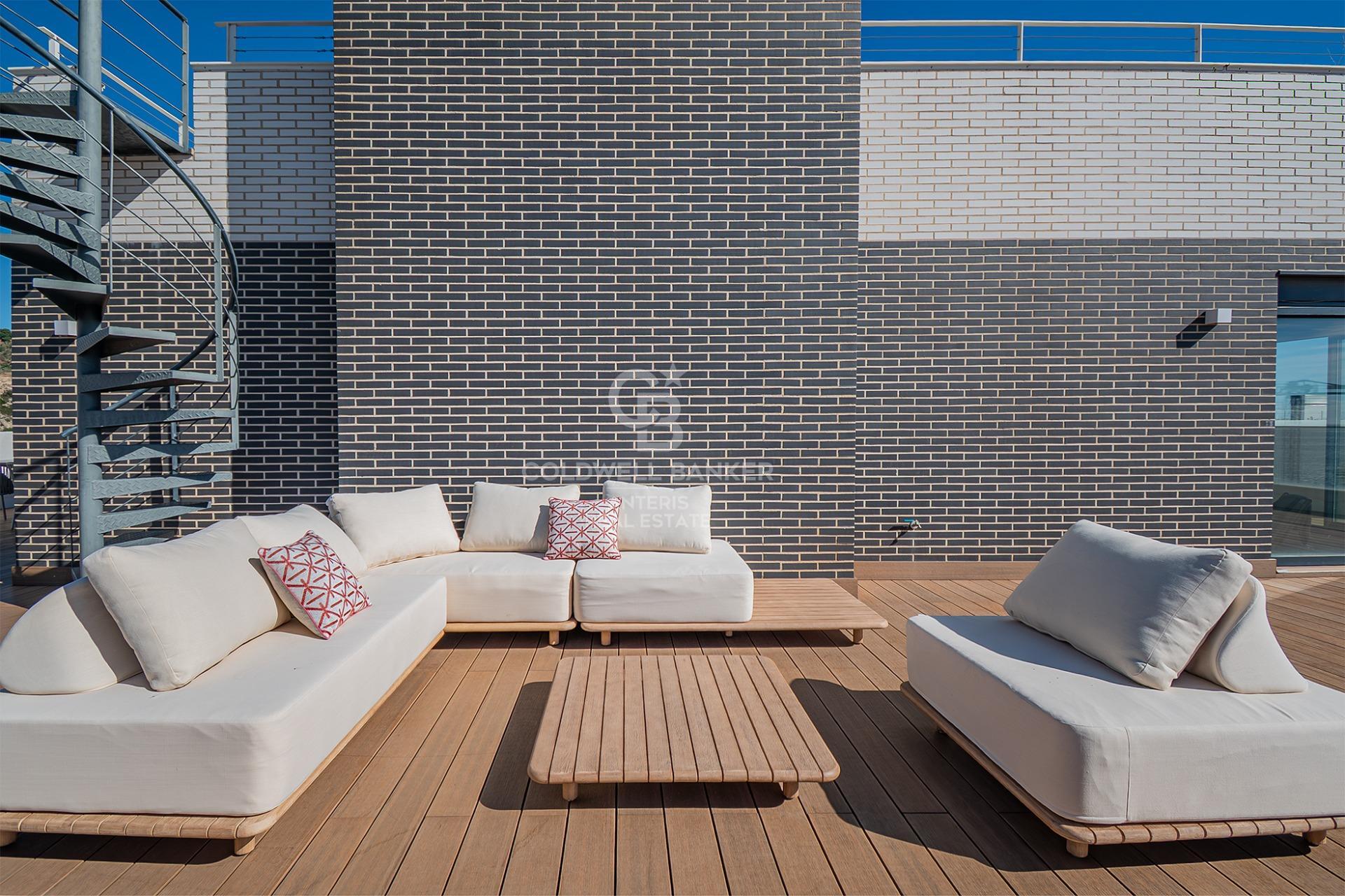 New development penthouse with two parking spaces, a storage room, and a communal area with a swimming pool