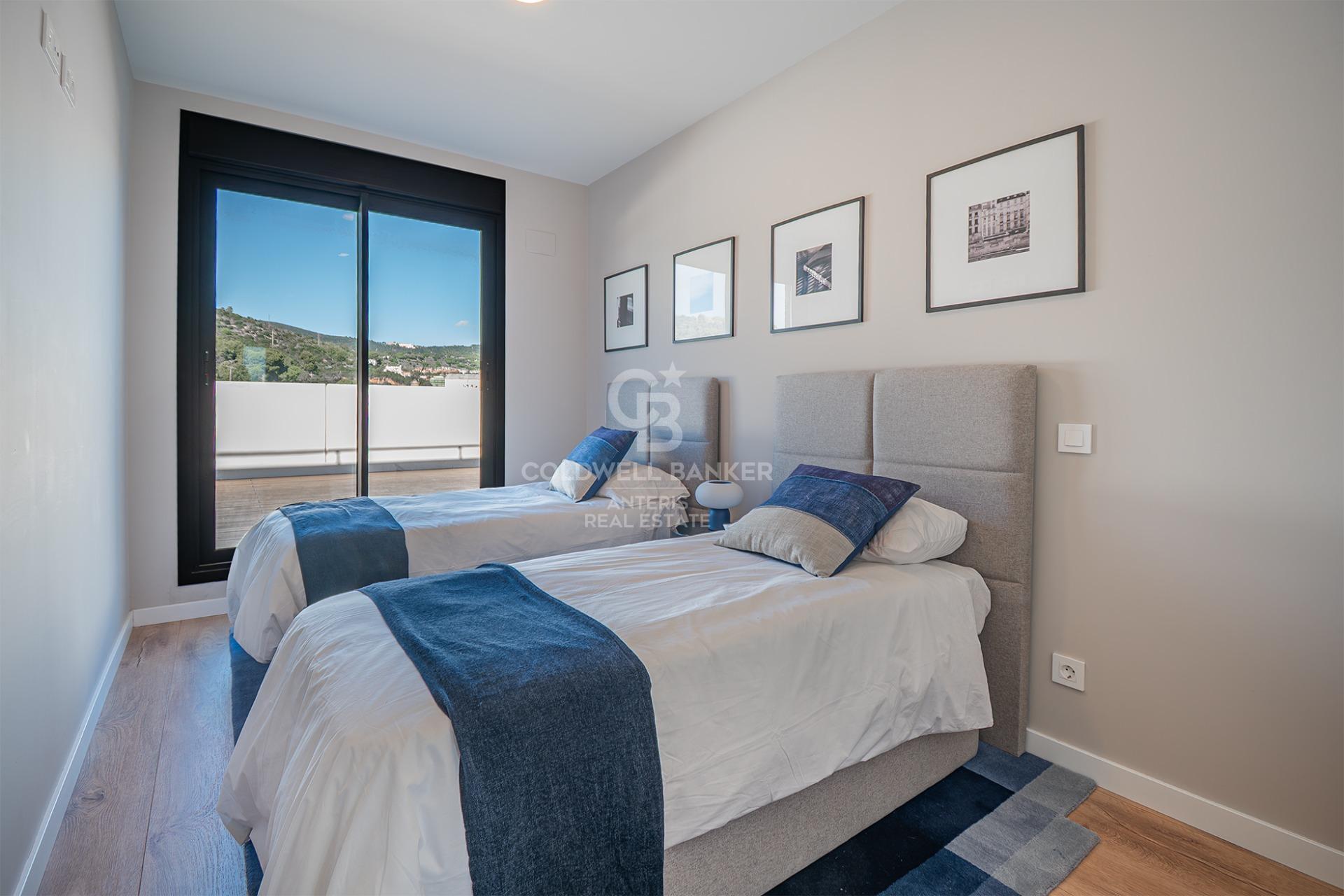 New development penthouse with two parking spaces, a storage room, and a communal area with a swimming pool