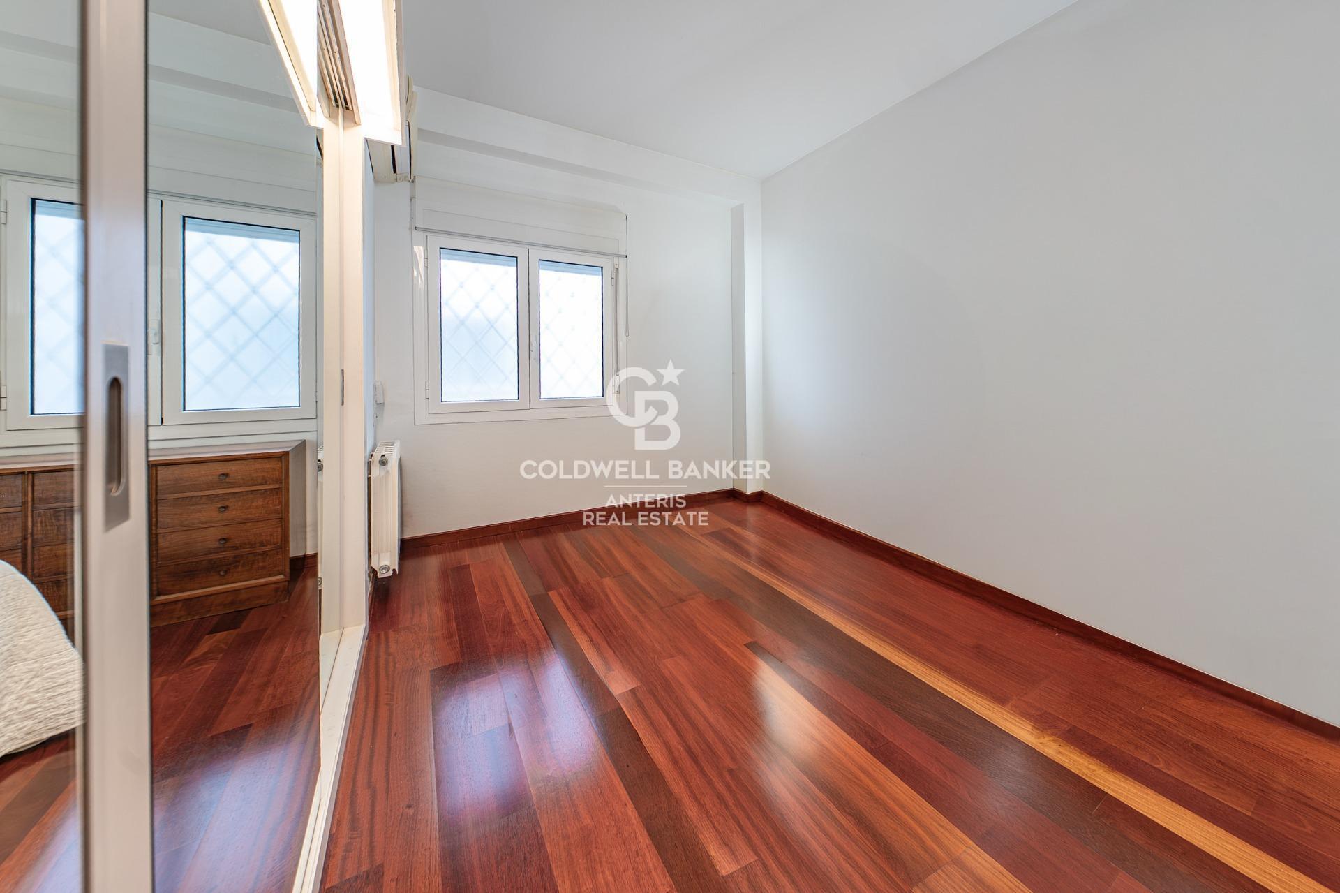 Exclusivo piso luminoso en Enric Granados