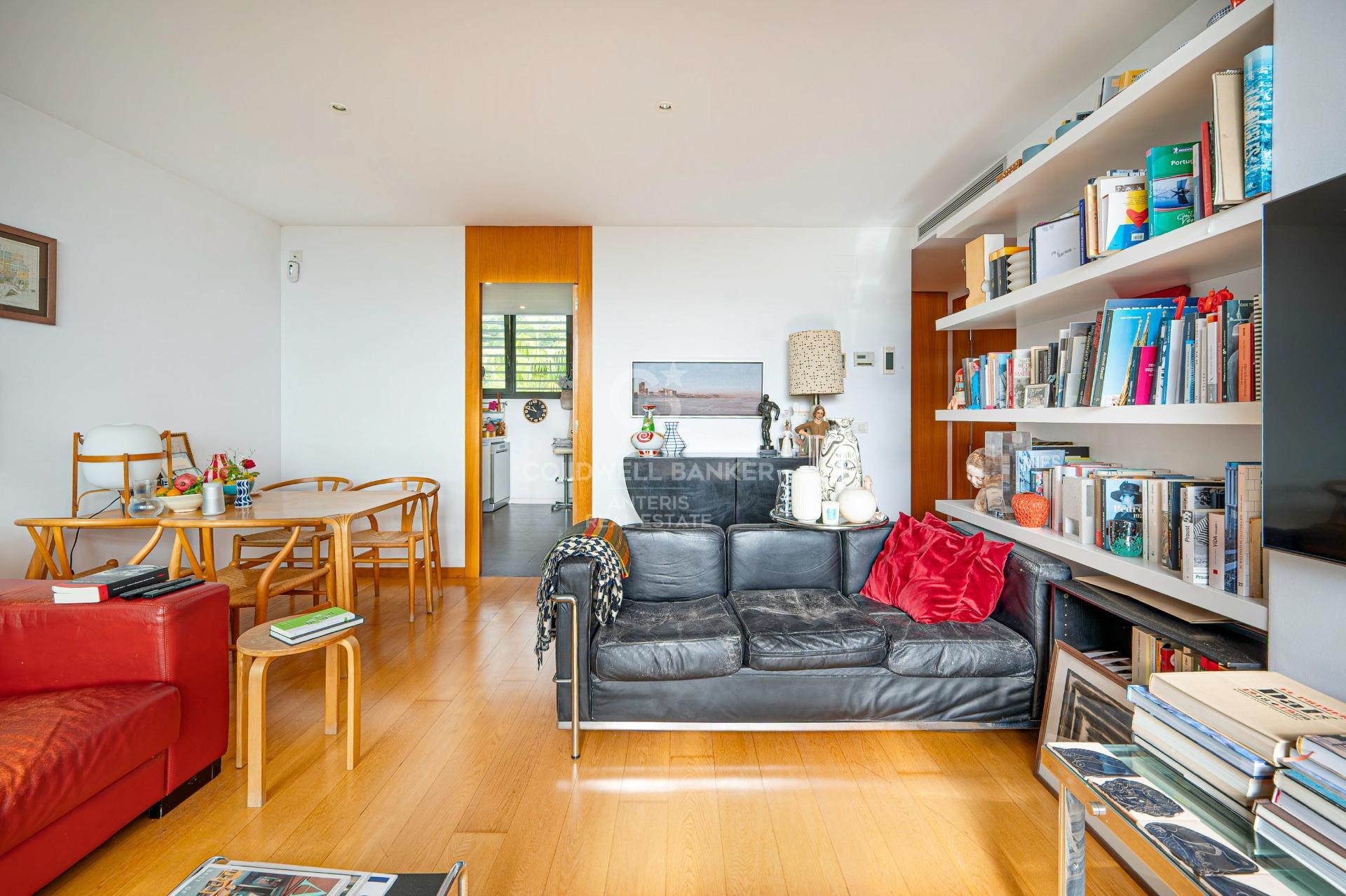 Penthouse z tarasem, prywatnym basenem i miejscem parkingowym