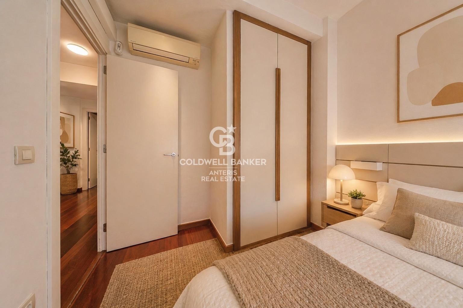 Exclusive bright apartment on Enric Granados street
